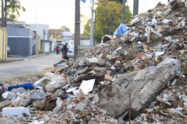 Reciclagem de resíduos sólidos